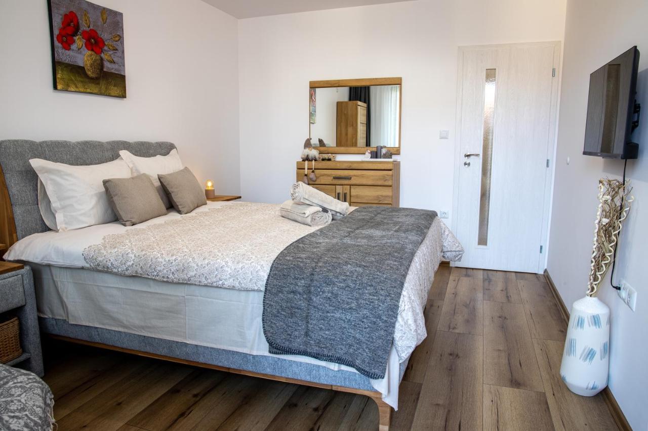 Vazov Apartment Kazanlŭk Dış mekan fotoğraf