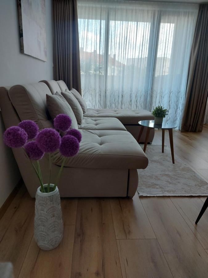 Vazov Apartment Kazanlŭk Dış mekan fotoğraf