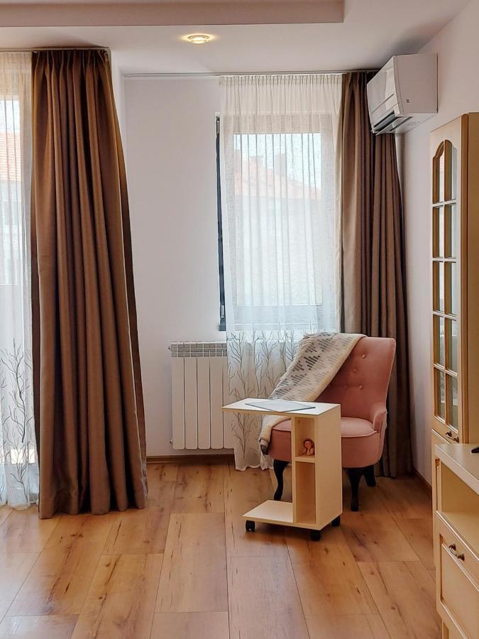 Vazov Apartment Kazanlŭk Dış mekan fotoğraf